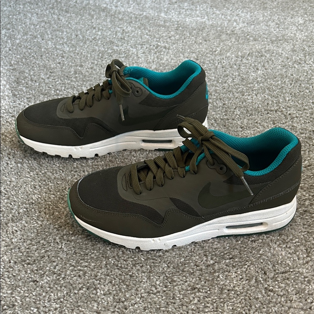 Nike Air Max Ultra Dark Olive Sneakers